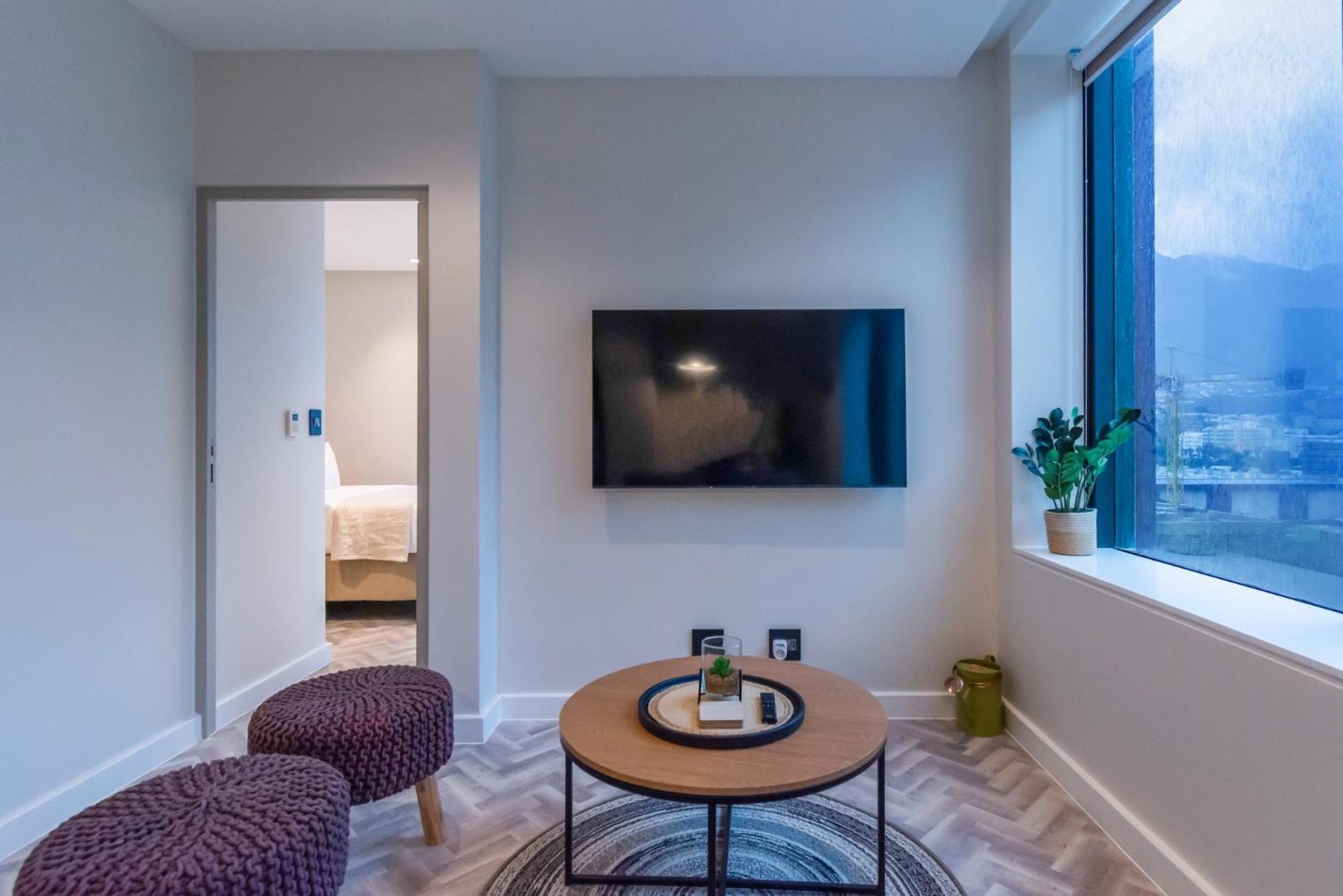 Luxurious One Bed At Foreshore Place Cape Town
